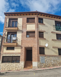 garaje en miraflores de la sierra