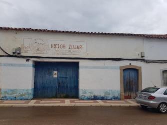 local comercial en monterrubio de la serena