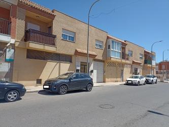 local comercial en huercal de almeria