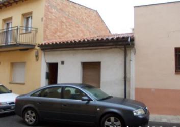vivienda en tona