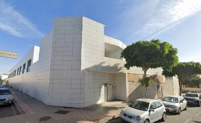 garaje en santa lucia