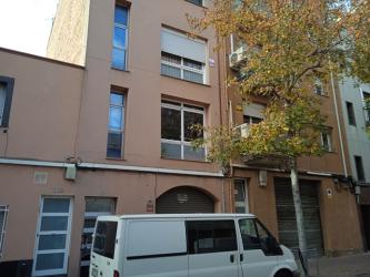 local comercial en barbera del valles