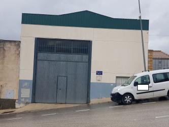 nave industrial en valdepeÑas de jaen