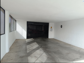 garaje en almuÑecar