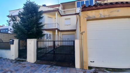 vivienda en esquivias