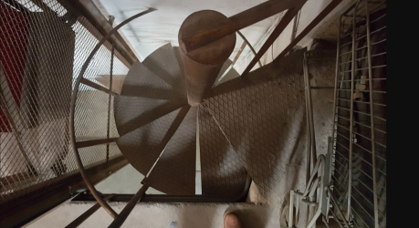 nave industrial en oliva