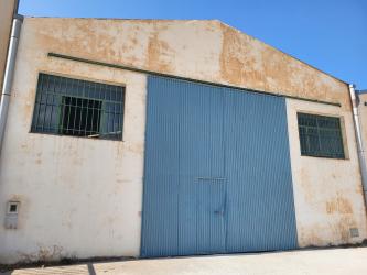 nave industrial en huescar