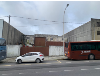 nave industrial en ribeira