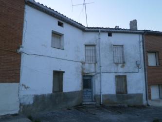 vivienda en cevico navero