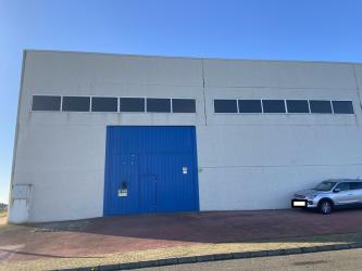 nave industrial en huevar