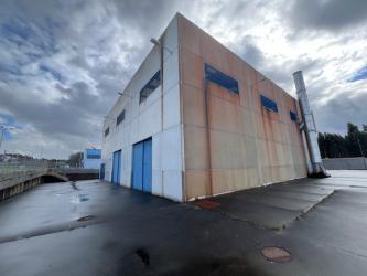nave industrial en cedeira