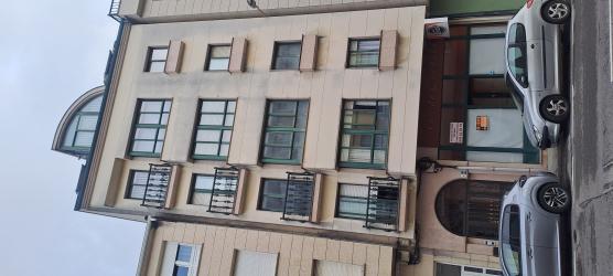 trastero en carballo