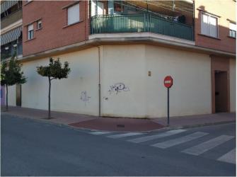 local comercial en mula