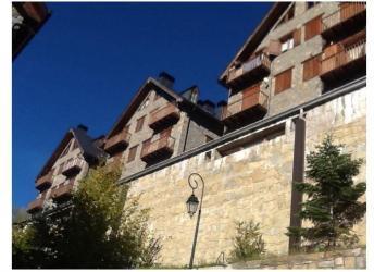 garaje en la vall de boi