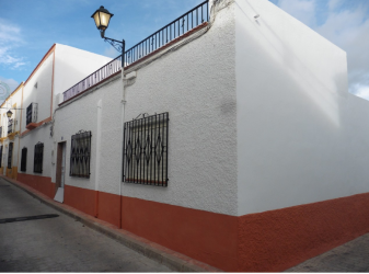 vivienda en lucainena de las torres