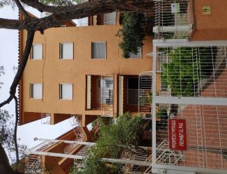 vivienda en castell - platja d'aro