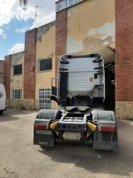 iveco as440s50t-p en castellón