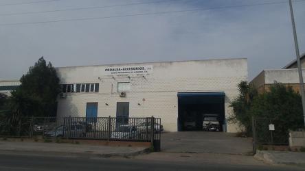 nave industrial en camas