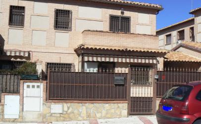 vivienda en villaluenga de la sagra