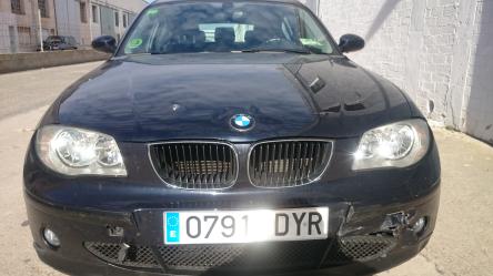 b.m.w. 118i man en barcelona