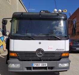 mercedes-benz 1523 en barcelona