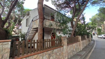 garaje en castell - platja d'aro