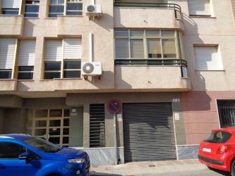 local comercial en ejido (el)