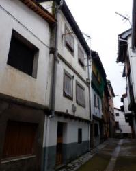 vivienda en madrigal de la vera
