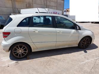 mercedes b 200 en barcelona