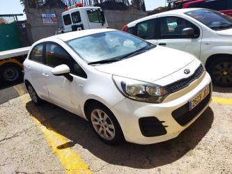 kia rio en las palmas