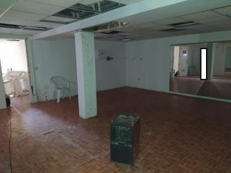 local comercial en estepona